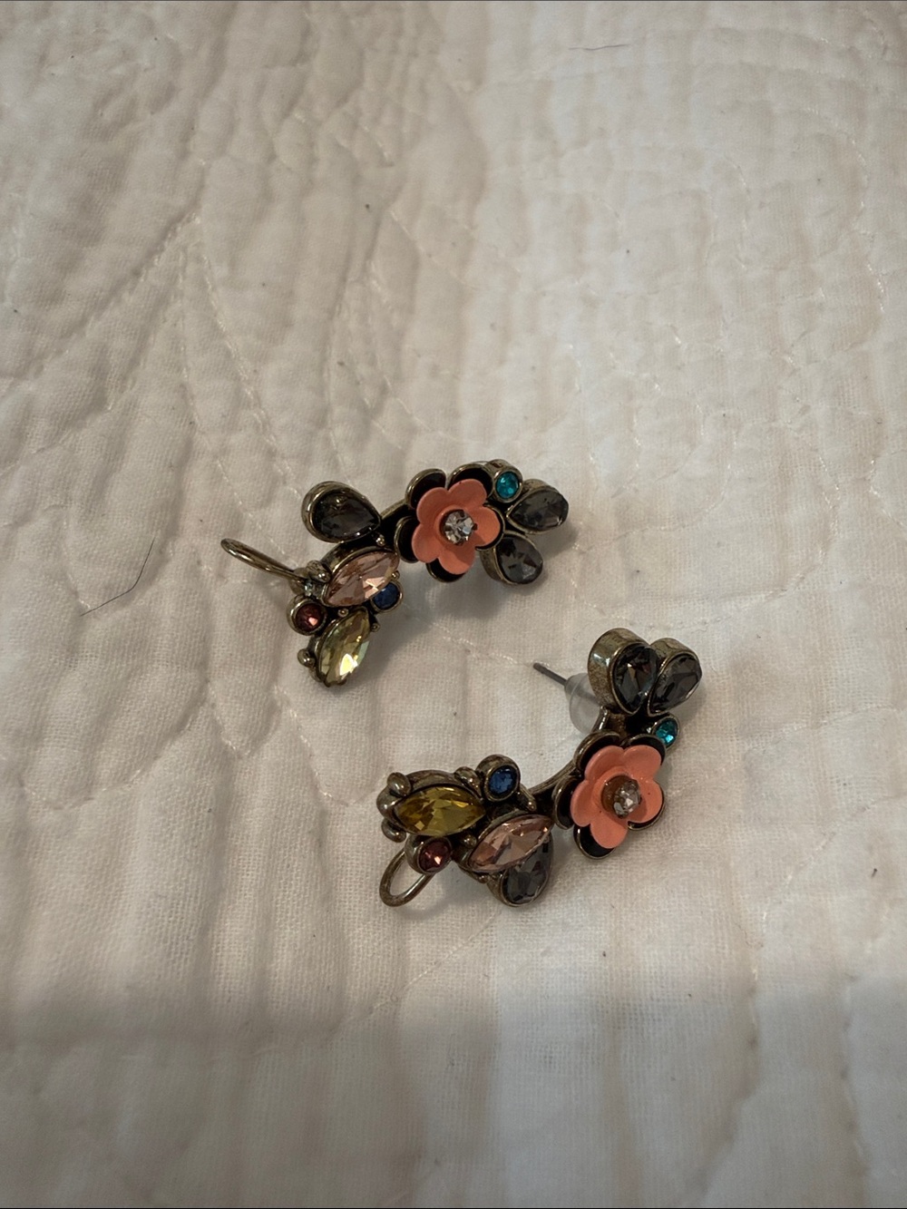 Plunder Peach Floral Crystal  Earrings
